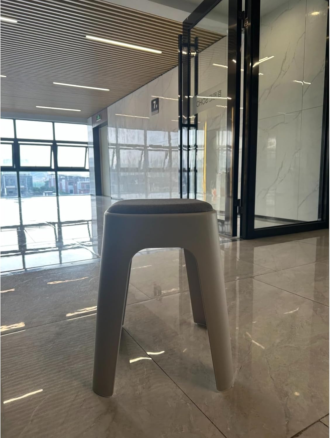 SKY-TOUCH 1pcs Durable Stacking Stools,Backless Stackable Stools Portable Plastic Stack Stools,Comfortable fabric cushions,For Makeup,Kitchen Dining,Classroom,Students,(Grey Color),31 * 31 * 48cm