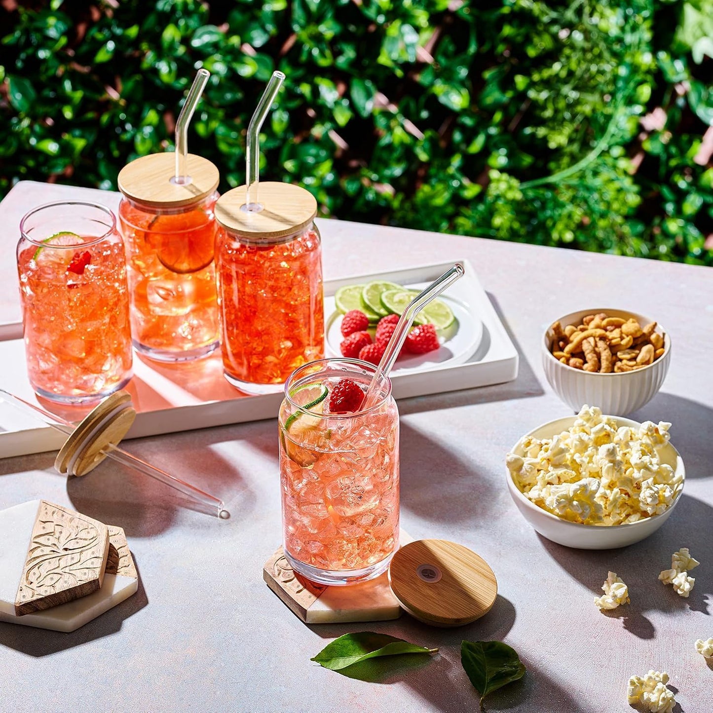 SKY-TOUCH 2 Pcs 550ml Glass Cups with Bamboo Lids and Straws, Clear Iced Coffee Glasses Set, Cute Aesthetic Reusable Drinking Tumblers for Tea, Coffee, Smoothie, Soda