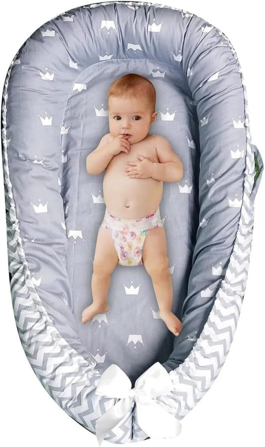 SKY-TOUCH Baby Lounger, Newborn Baby Nest Lounger with Memory Foam Base for 0-12 Months Boys Girls, Baby Nest for Sleeping Ideal for Home, Travel & Baby Essential Gift