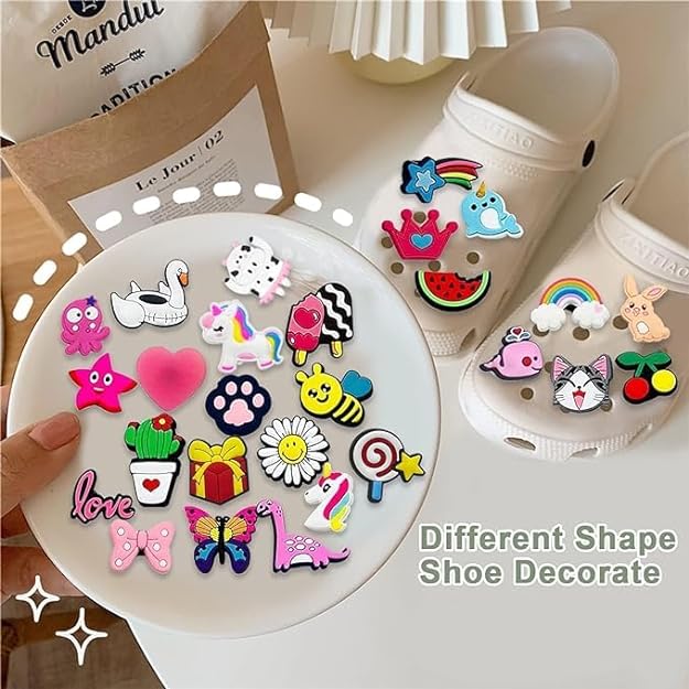 SKY-TOUCH 100pcs Cartoon Shoe Charms Crocs decoration,Random Anime Charms for Pvc Shoe Charms Decoration for Kids Teens Boys Girls Men Women Party Birthday Gifts