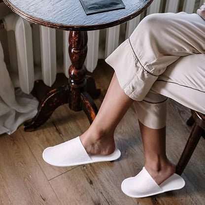 SKY-TOUCH 6 Pairs Of Disposable White Slippers, Individually Packaged, Cotton Non-Slip, Suitable For Hotels, Spas, Graduation Ceremonies, Wedding Parties, Home Travel, Suitable For Adults