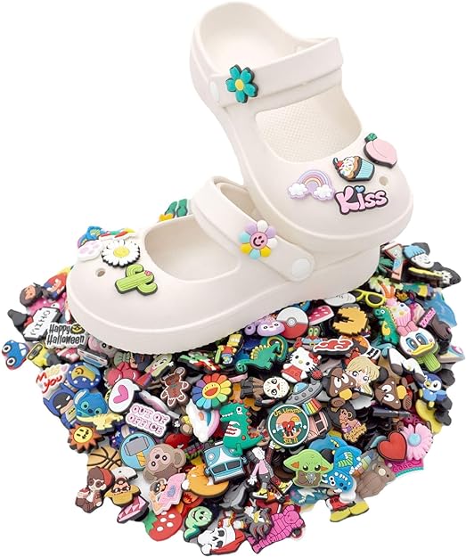 SKY-TOUCH 100pcs Cartoon Shoe Charms Crocs decoration,Random Anime Charms for Pvc Shoe Charms Decoration for Kids Teens Boys Girls Men Women Party Birthday Gifts