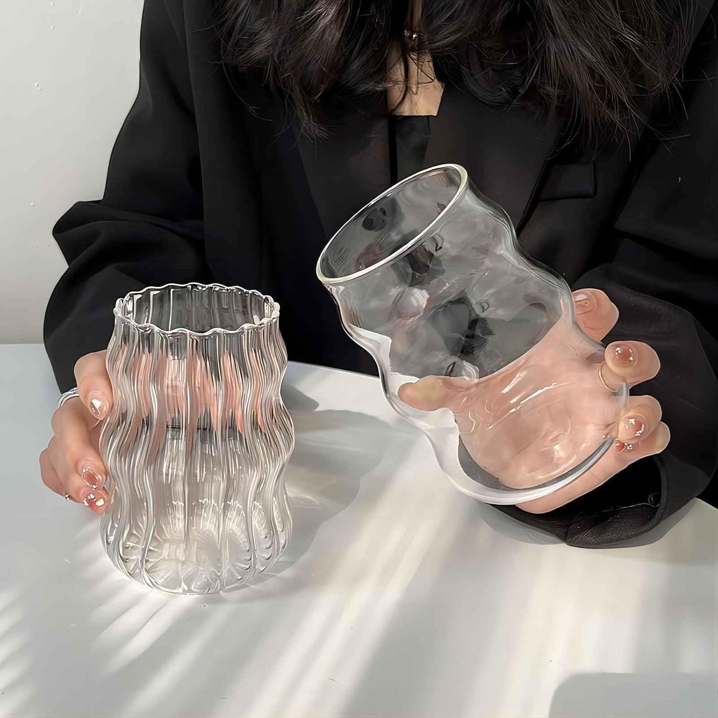 SKY-TOUCH 2 Pcs Ribbed Glass Cups 530ml, Aesthetic Ripple Drinking Glassware for Iced Coffee, Juice, Milk, Tea, Smoothies, Cold Beverages, Vintage Bubble Tumbler Set