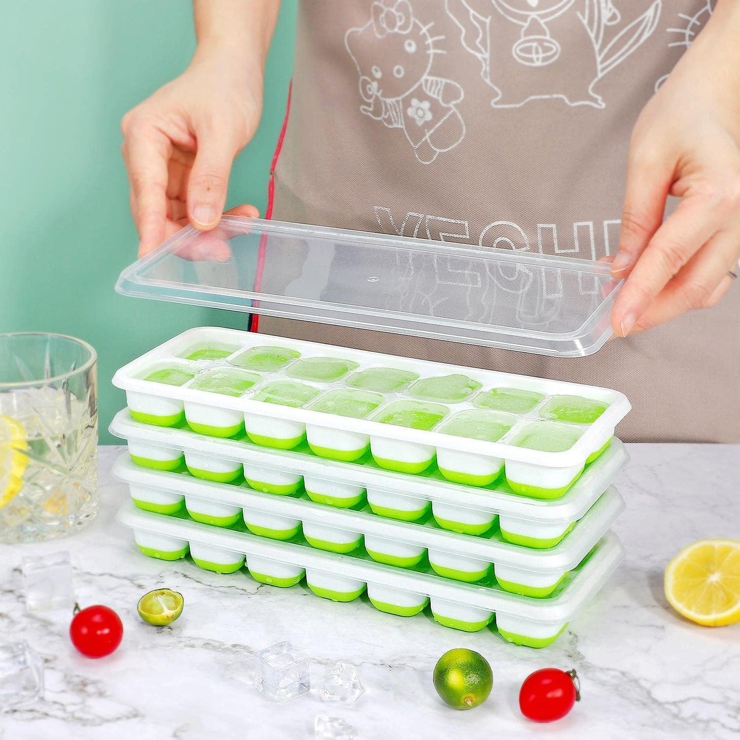 SKY-TOUCH 4 Pack Ice Cube Trays with Clear Removable Lid Easy-Release Silicone Flexible Ice Cube Moulds and BPA Free Stackable Durable - Green, 25x10x3cm